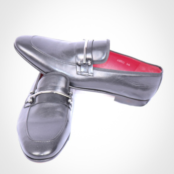 Black Shoe